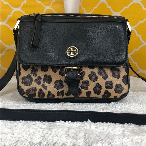 Tory Burch Handbags - 🌸OFFERS?🌸Tory Burch Leopard Crossbody